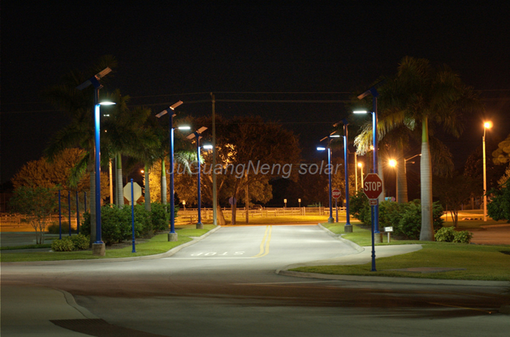 Glass solar panels for solar street lights